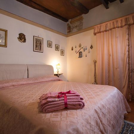 La Via Dei Presepi Bed and Breakfast Napoli Eksteriør billede